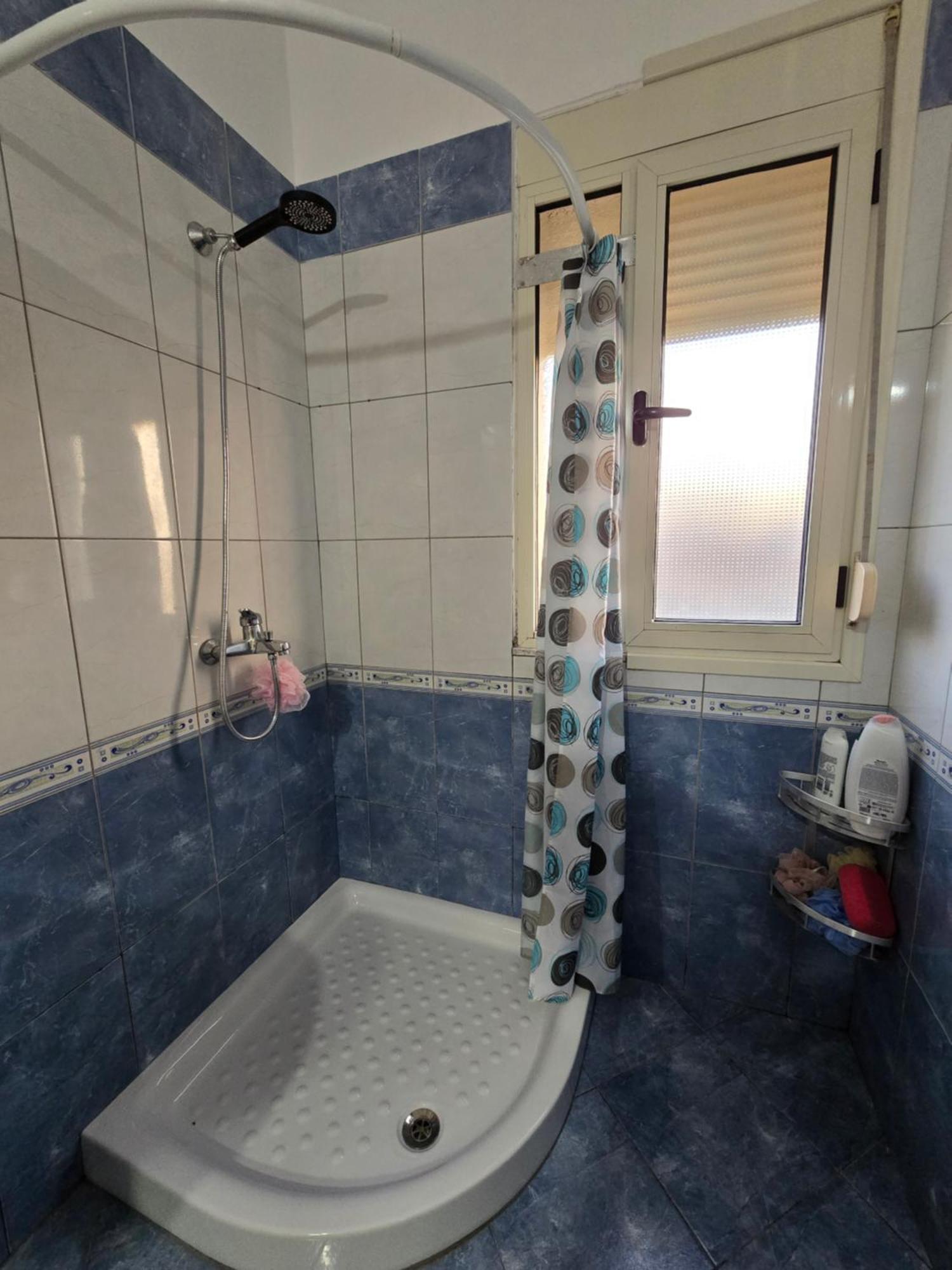 Modern , Quiet , Family Friendly & Fully Furnished Apartment Влёра Экстерьер фото